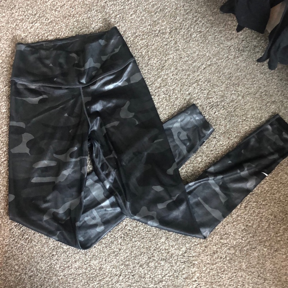 Nike Dri Fit Shine Camo Leggings